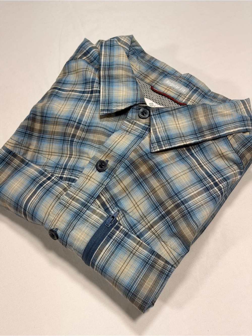 Columbia Men’s Large Blue Plaid Fishing Hiking Shirt Mesh Vent Zip Pocket